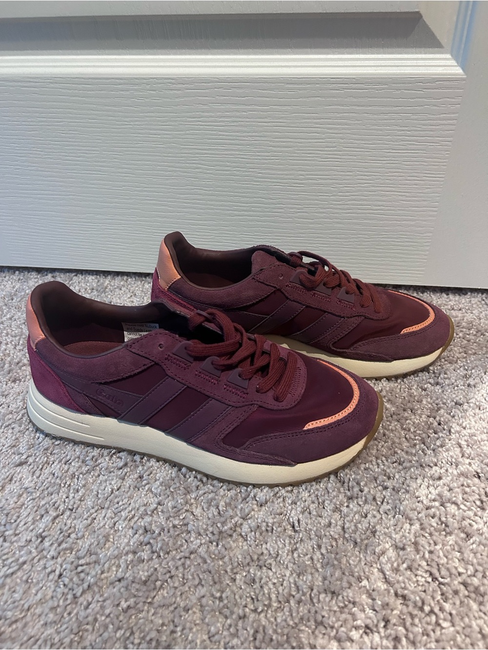 Gola Women’s Burgundy Sneakers